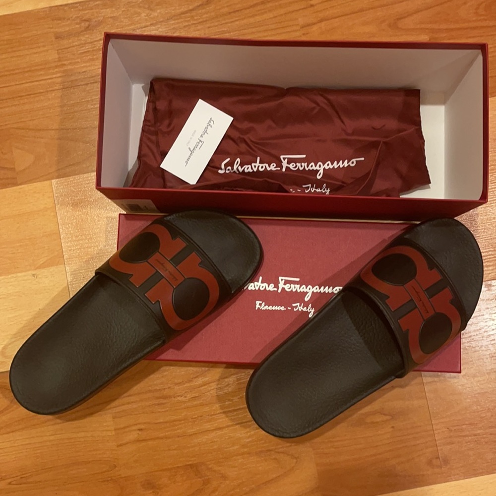 Salvator Ferragamo men’s slides